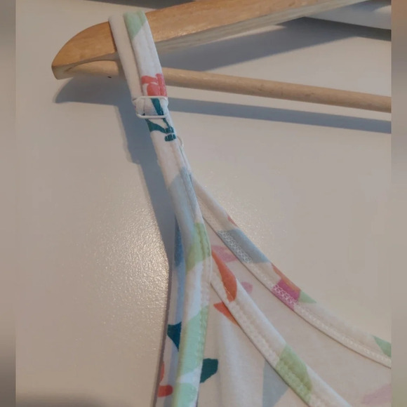 Torrid-1 soft knit Floral Camisole tank top spaghetti strap Cami 1X Summer - Picture 4 of 6